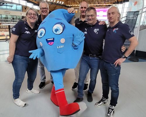 Zanter ville Jore steet Lodyss eis als treie Sponsor zur Säit a setzt sech besonnesch fir d’Jugend an 🤝💙. 