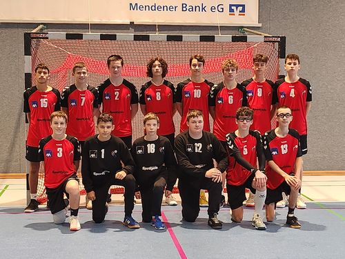 U15 Jongen an U15 Meedercher um Rosier Junior Sauerlandcup 2023 zu Menden (D)