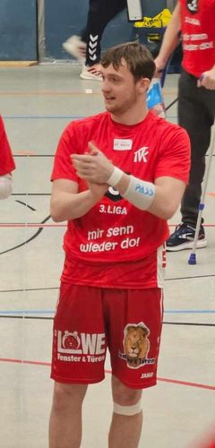U20 Spiller Yann de Waha mam TV Kirchzell an d'3. Liga gestigen