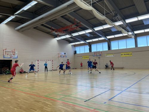 D'rout Léiwe vun der U17 preparéieren sech op d'EHF Championship am Juli beim Partille Cup a Schweden